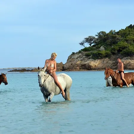 منتزه العطل Village Naturiste La Chiappa