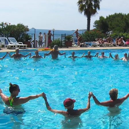 Village Naturiste La Chiappa منتزه العطل
